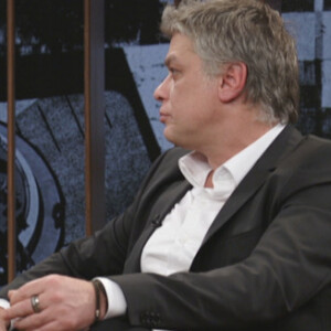 'Saí para fazer xixi lá fora, alguém chegou, teve uma discussão, briga, foi ruim. Levei três chutes na cara, rolei um barranco, as pessoas filmando', lembrou Fabio Assunção