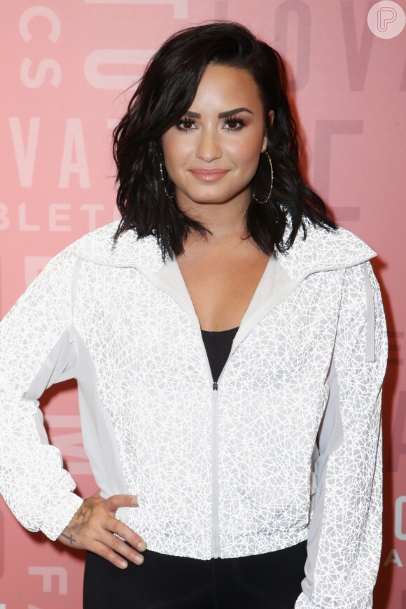 Demi Lovato ainda teria sido vista em um spa