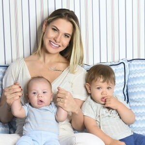 Andressa Suita, casada com Gusttavo Lima, é mãe de Gabriel e Samuel