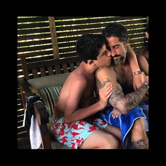 Marcos Mion detalhou rotina com o filho Romeo, de 13 anos