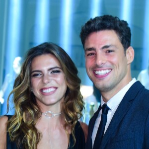 Mariana Goldfarb comemora namoro com Cauã Reymond: 'Feliz da gente estar de volta'