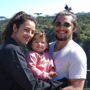 Yanna Lavigne concilia a maternidade com a gravação da novela 'O Sétimo Guardião'