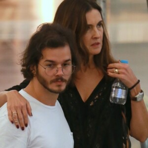 Fátima Bernardes e Túlio Gadêlha passaram o aniversário do advogado em Paris
