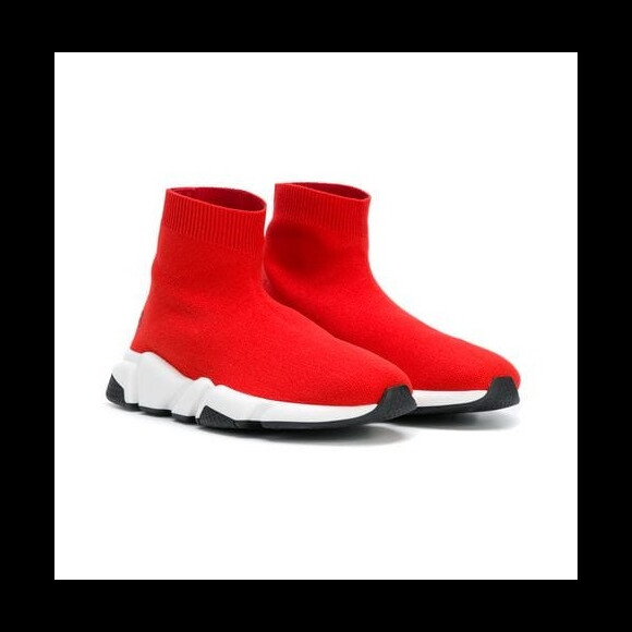 O tênis estilo meia da Balenciaga Kids custa cerca de R$ 2,1 mil