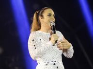 Passou o rodo! Ivete Sangalo ajuda equipe a retirar água do palco em show. Vídeo