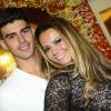 Dois meses depois de terminar o namoro com o cantor Belo, Viviane Araújo assumiu o namoro com o jogador de futebol Radamés, em 2007