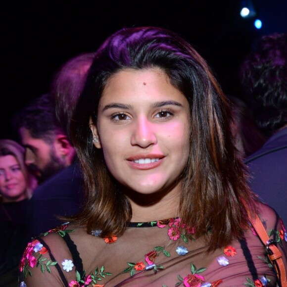 'O Philippe, na verdade, é uma coisa bem feia e eu sou linda, não é mesmo?', disse Giulia Costa ao romance em vídeo