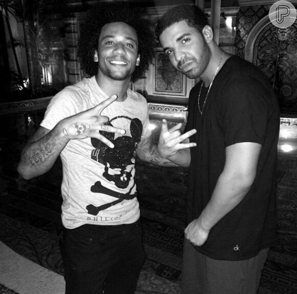 Marcelo posa com Drake em balada de Miami