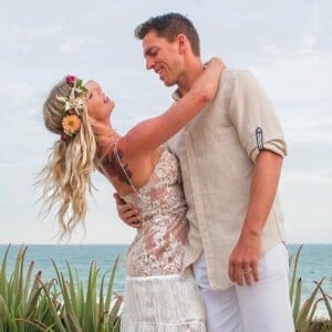 Karina Bacchi e Amaury Nunes fizeram um pré-casamento nesta quarta-feira, 28 de novembro de 2018