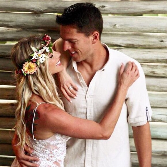 Karina Bacchi e Amaury Nunes vão se casar em Barra de São Miguel, no estado do Alagoas