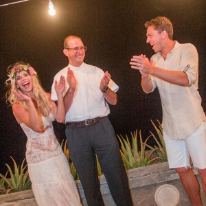 Karina Bacchi e Amaury Nunes vão trocar alianças nesta quinta-feira, 29 de novembro de 2018