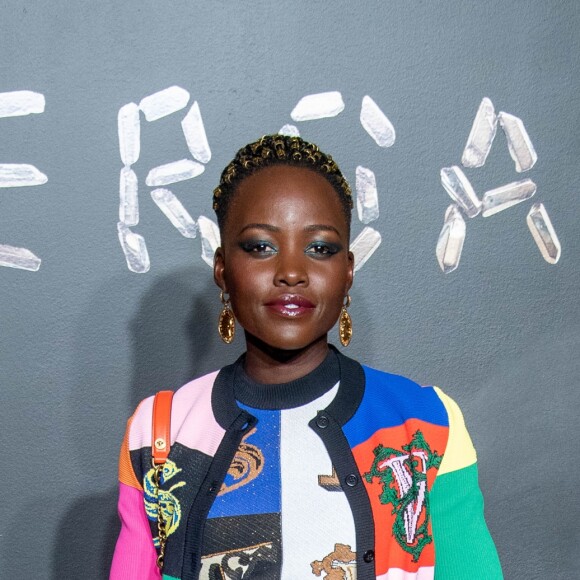 Lupita Nyong'o apostou em look total estampado