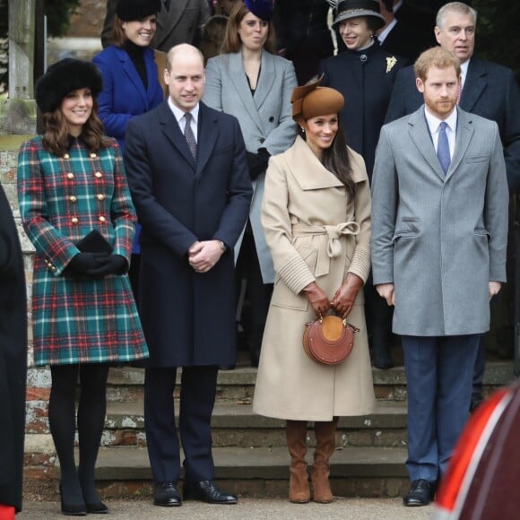 Meghan foi convidada para a tradicional celebração de natal da família do monarca, que aconteceu na igreja St Mary Magdalene, em Sandringham, na Inglaterra