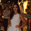 Mariana Rios compareceu ao evento de inauguração da loja Rosa Chá em recife, deslumbrante, com um vestido branco
