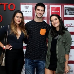 Fátima Bernardes é mãe de Beatriz, Vinícius e Laura Bonemer, de 21 anos