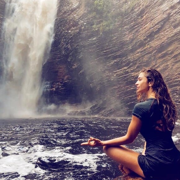 Veja fotos de Grazi Massafera na Chapada Diamantina, região de serras localizada na Bahia