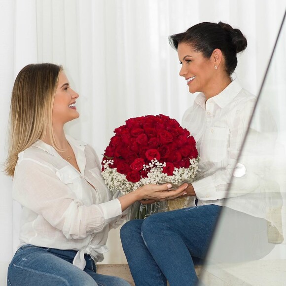 Andressa Suita tem ajuda da mãe para cuidar dos filhos, Gabriel e Samuel