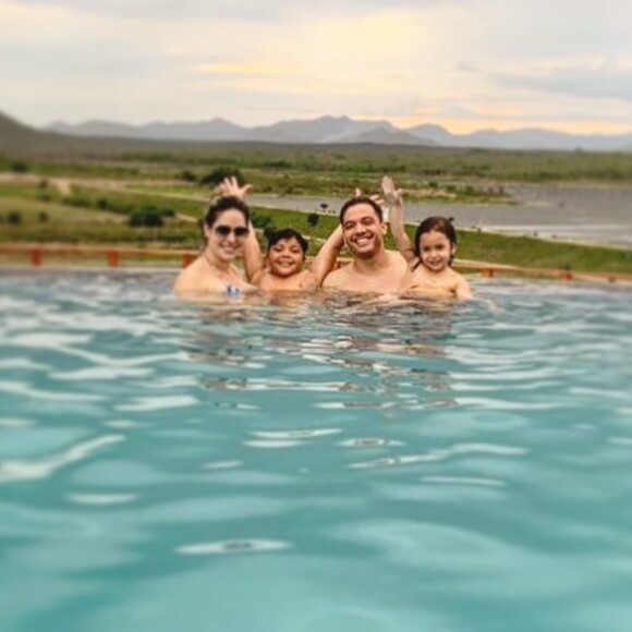 Wesley Safadão curtiu o Natal com a mulher e os três filhos