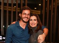 Fátima Bernardes e namorado, Túlio Gadêlha, vão a show de Ney Matogrosso. Fotos!