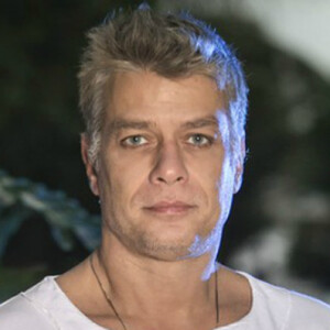 Fabio Assunção afirmou que nunca pensou em censurar a música que leva o seu nome e lhe associa ao seu passado com dependência química