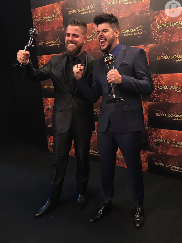 Zé Neto e Cristiano venceram prêmio de 'Melhor Música', no 'Melhores do Ano', do 'Domingão do Faustão'