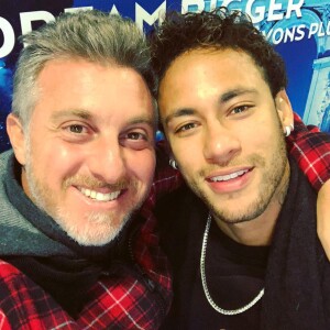 Luciano Huck parabenizou Neymar por aniversário nesta terça-feira, 5 de fevereiro de 2019
