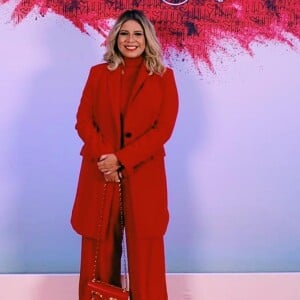 Marília Mendonça usou conjunto look all red no aniversário de Neymar