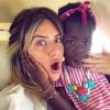 Filha de Giovanna Ewbank, Títi chamou atenção por tamanho em foto na web