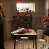 Inês (Deborah Secco) hospeda Susana (Alessandra Negrini) em seu apartamento, em 'Boogie Oogie'
