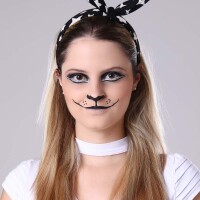 Make de Carnaval: aprenda a fazer uma maquiagem de gatinha e arrase na folia!