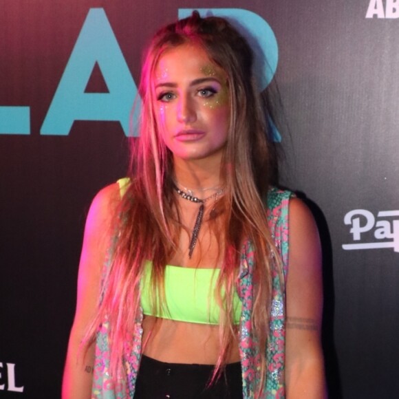 Bruna Griphao negou romance com o surfista Gabriel Medina neste domingo, 4 de março de 2019