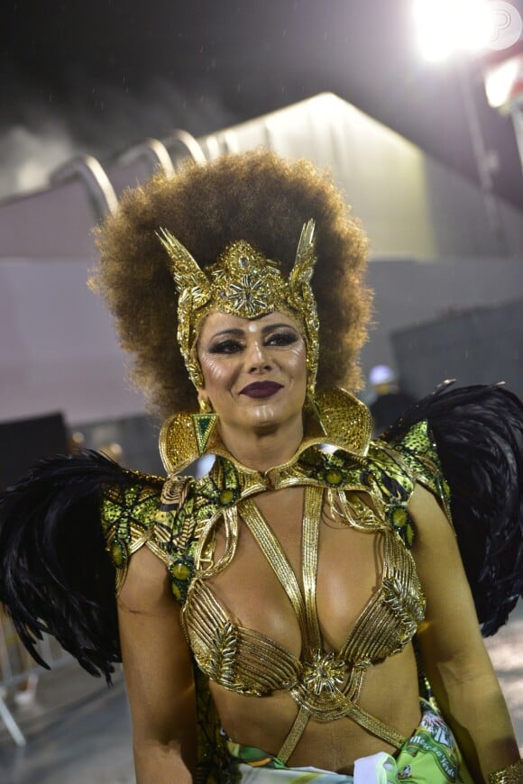 Viviane Araujo comandou a bateria da Mancha Verde no desfile campeão do carnaval de São Paulo