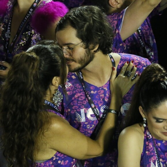 Fátima Bernardes trocou carinhos com o namorado, Túlio Gadêlha, na noite deste sábado, 9 de março de 2019
