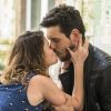 Alain (João Vicente de Castro) e Isabel (Alinne Moraes) reatarão namoro na novela 'Espelho da Vida'.