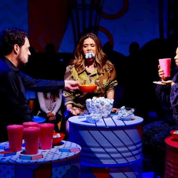 Maisa Silva se divertiu com Matheus Ceará e Fernanda Souza na estreia do 'Programa da Maisa'