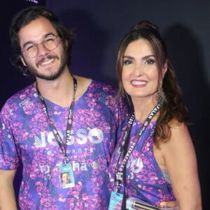 Fátima Bernardes mantém namoro a distância com Túlio Gadêlha