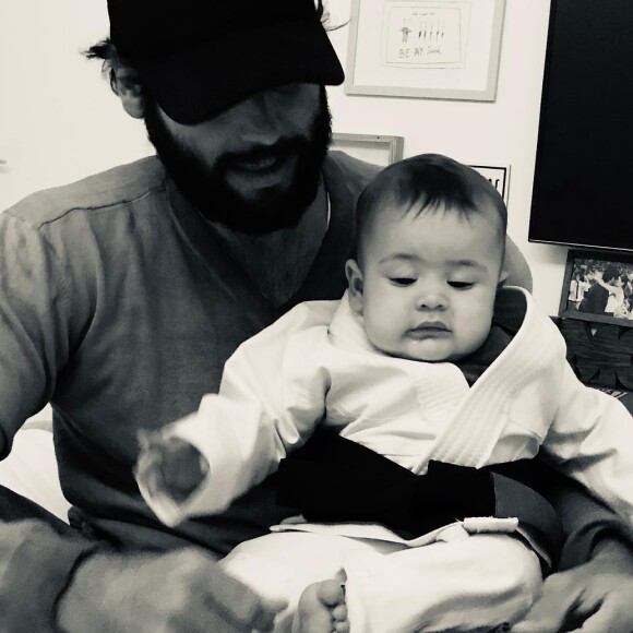 Dudu Azevedo compartilha a rotina com o filho, Joaquim, nas redes sociais