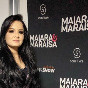 Maraisa, da dupla com Maiara, se submeteu a uma cirurgia plástica para implante de silicone nos seios