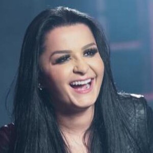 Maiara, da dupla com Maraisa, fez lipoaspiração para perder medidas