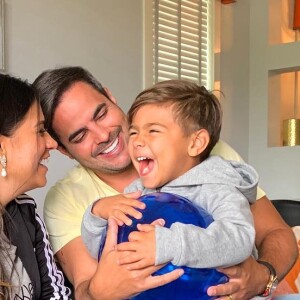 Dupla de Simaria, Simone e Kaká Diniz são pais de Henry, de 4 anos