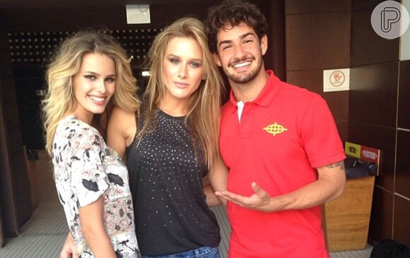 Alexandre Pato e Fiorella Mattheis já trabalharam juntos, para uma campanha da marca Triton, em dezembro de 2013