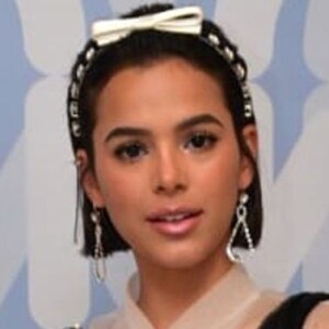 Bruna Marquezine ganhou torcida dos fãs para atuar em 'Amor de Mãe', mas Globo optou por não escalar a atriz para a novela das nove