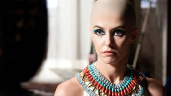 Bianca Rinaldi, graças a touca, aparecerá careca na minissérie 'José do Egito'
