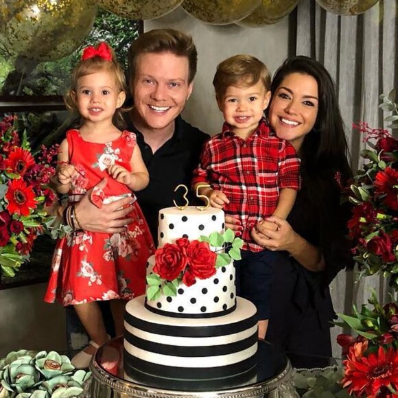 Thais Fersoza nega possibilidade de mais uma gravidez com Michel Teló