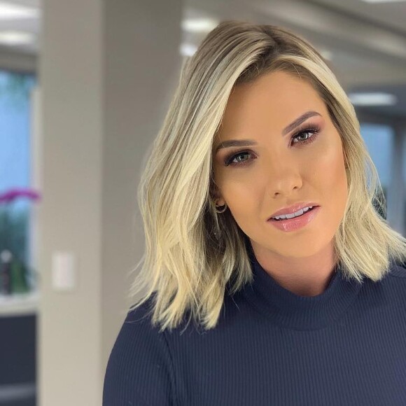 Andressa Suita está viajando e dividiu com os seguidores o momento fofo entre o marido, Gusttavo Lima, e o filho mais novo