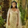 O vestido de noiva de Cleo (Giovanna Cordeiro) em 'O Outro Lado do Paraíso' foi confeccionado em crochê offwhite
