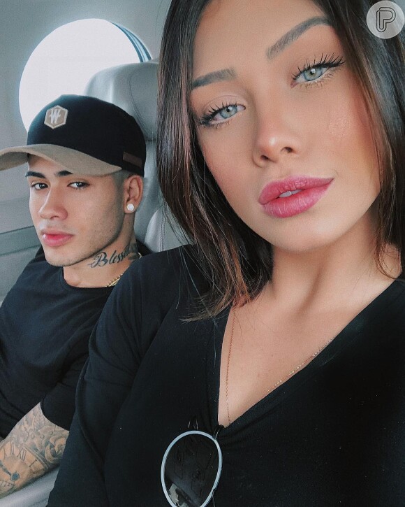 Flávia Pavanelli defende pai após reconciliação com Kevinho nas redes sociais nesta quarta-feira, dia 22 de maio de 2019