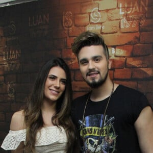 Luan Santana é cobrado por fãs para se casar com Jade Magalhães: 'Eu e Jade somos mais tranquilos'