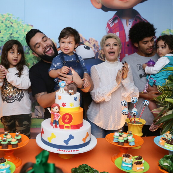 Antonia Fontenelle é mãe do pequeno Salvatore, de 2 anos