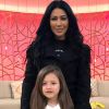Simaria Mendes canta com a filha, Giovanna, nesta quarta-feira, dia 05 de junho de 2019